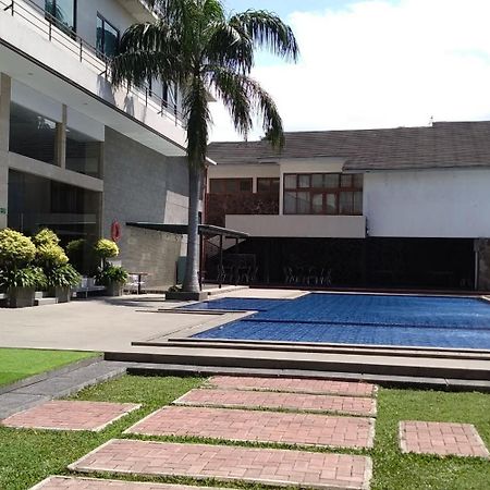 Novena Hotel Bandung Lembang Exterior photo